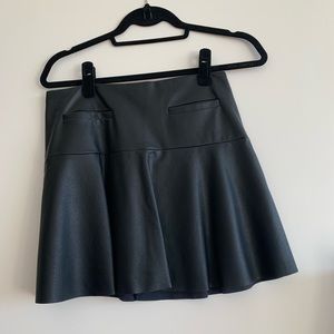 Faux leather mini skirt